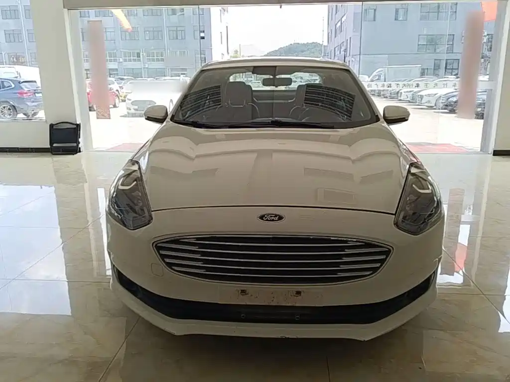 Ford Escort — миниатюра 3