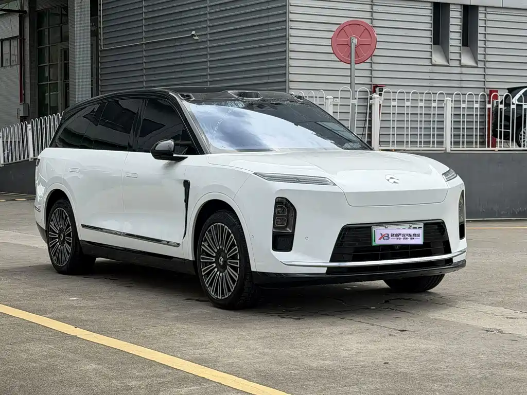 NIO ES8 — миниатюра 3