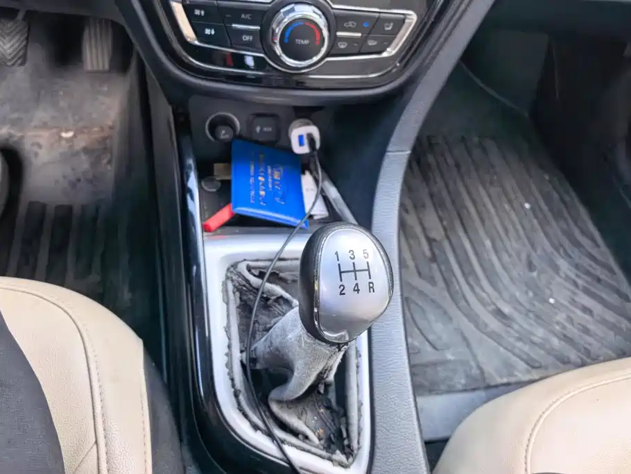 Changan V7 — миниатюра 16