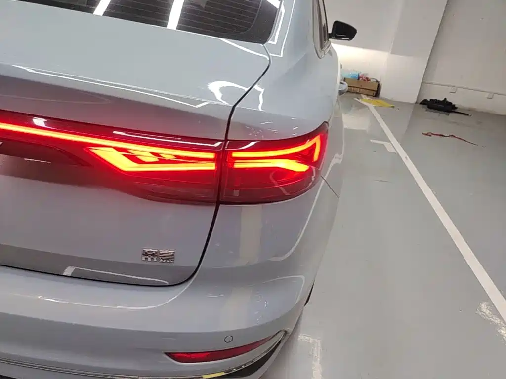 Geely Emgrand — миниатюра 8