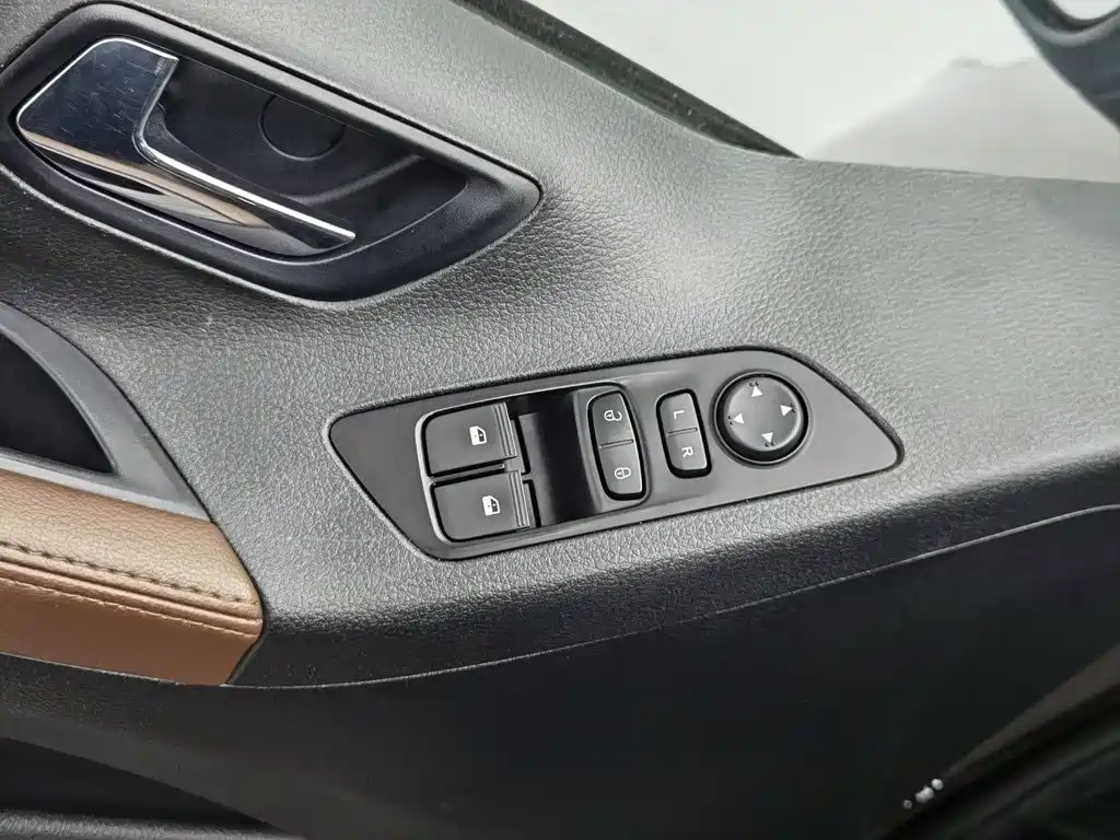 MAXUS G10 — миниатюра 9