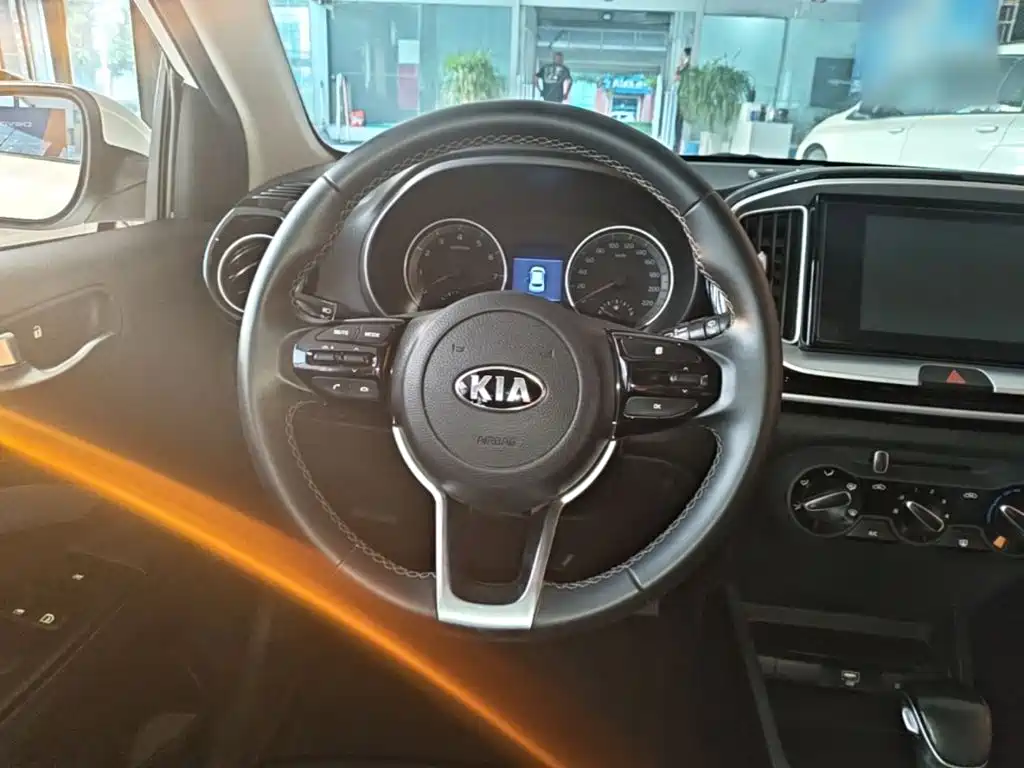 Kia KX1 — миниатюра 11