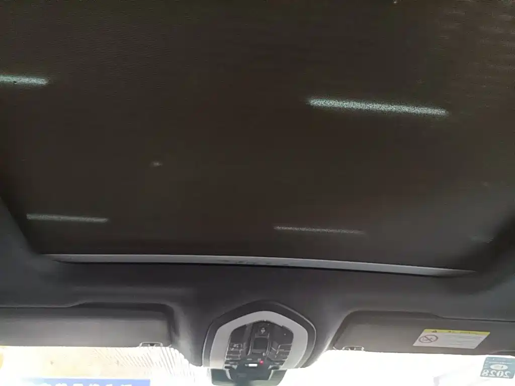Porsche Macan — миниатюра 18