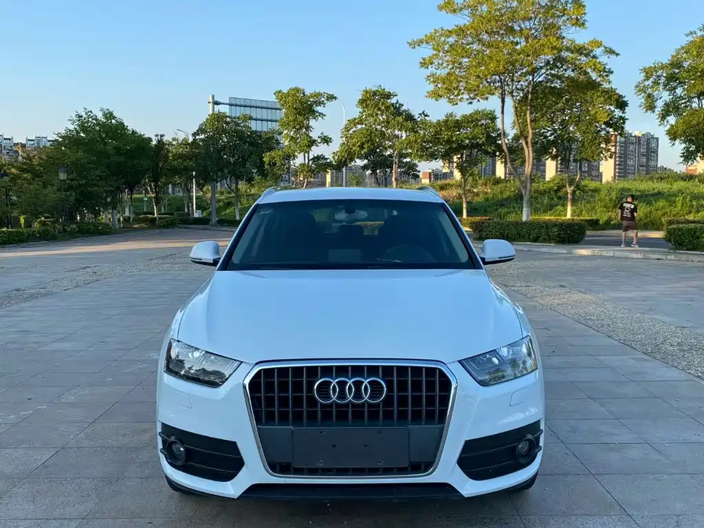 Audi Q3 — миниатюра 2