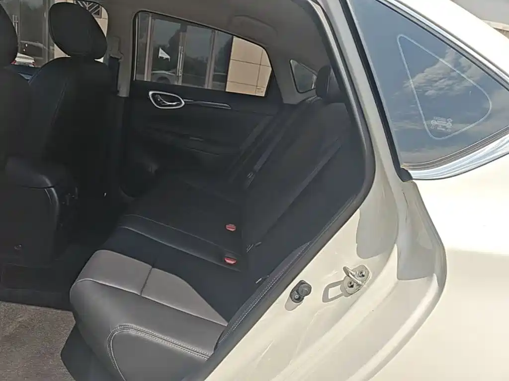 Nissan Sylphy — миниатюра 17