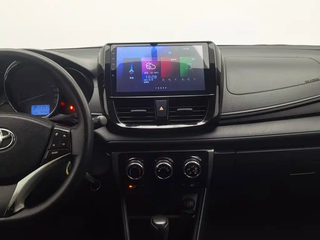 Toyota Yaris L — миниатюра 12