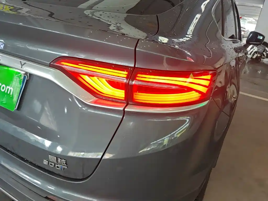 Geely Xingyue — миниатюра 8