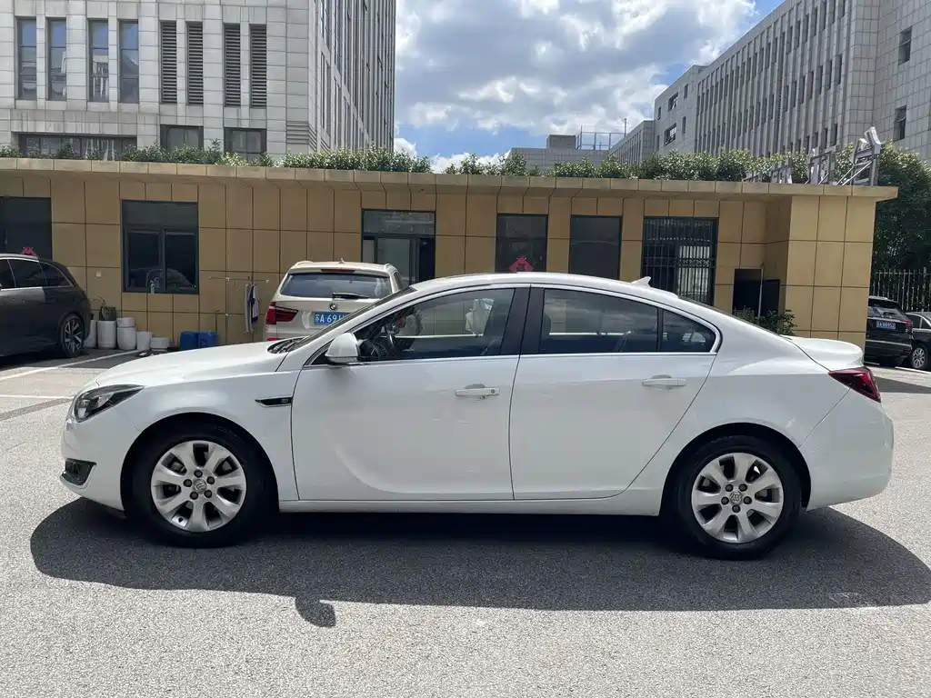 Buick Regal — миниатюра 4