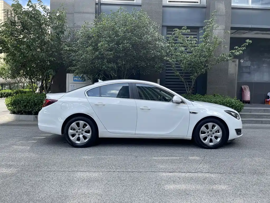 Buick Regal — миниатюра 5