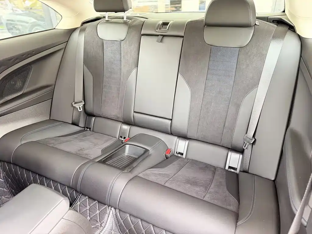 BMW 2 Series (Import) — миниатюра 9
