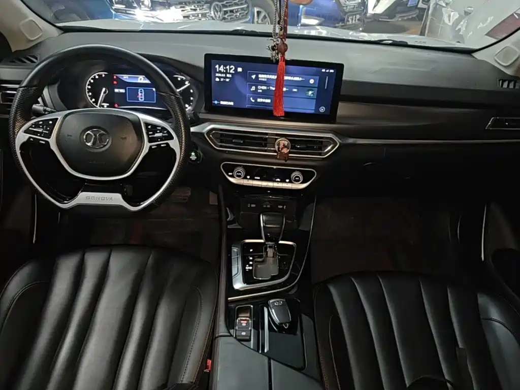 BAIC U7 — миниатюра 10