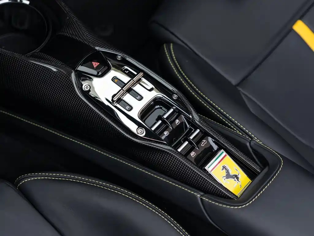 Ferrari SF90 — миниатюра 12