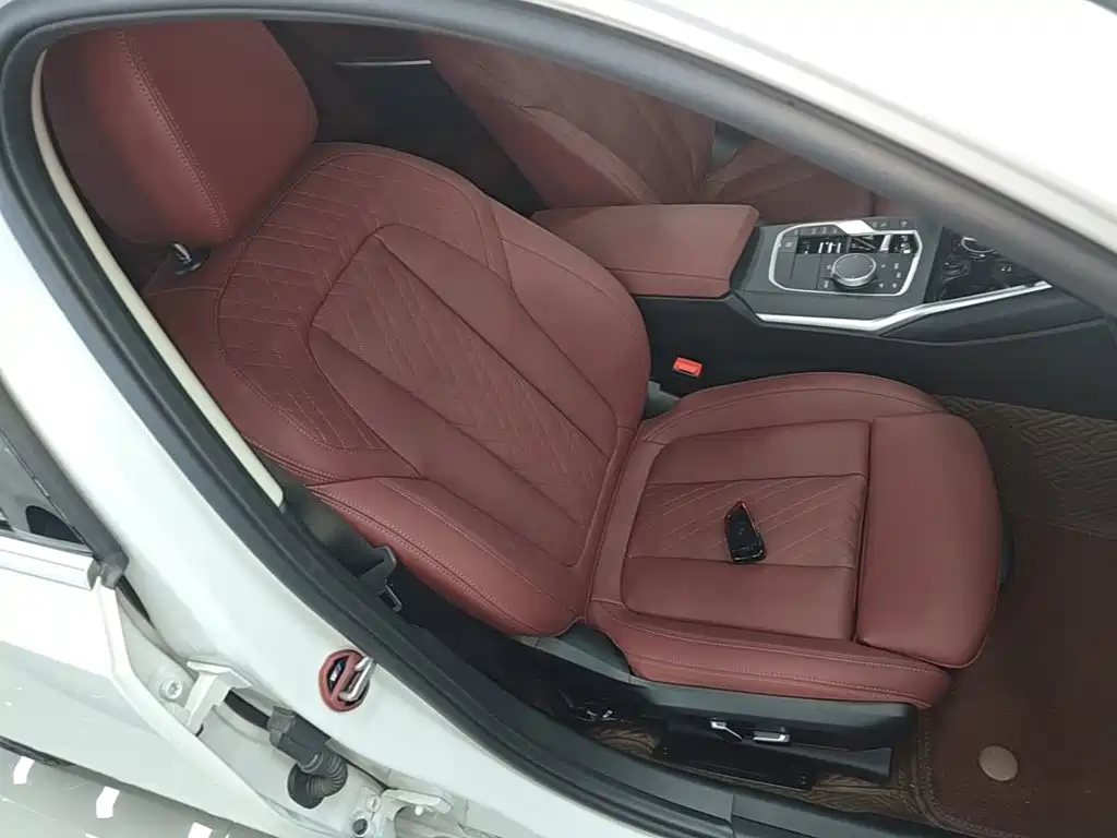 BMW 3 Series — миниатюра 25