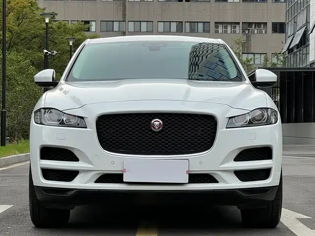 JAGUAR  F PACE 2020