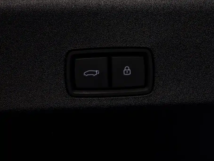 Li Auto Li MEGA — миниатюра 8