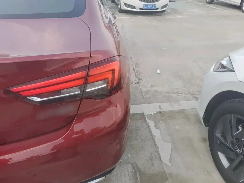 Buick Regal — миниатюра 8