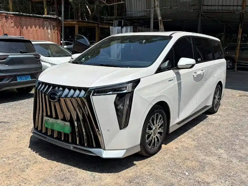 2024 GAC Trumpchi E9 - zdjęcie 1 z 9