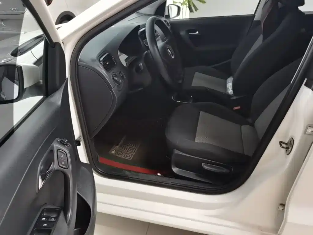Volkswagen Polo — миниатюра 16