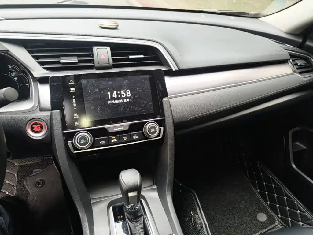 Honda Civic — миниатюра 13