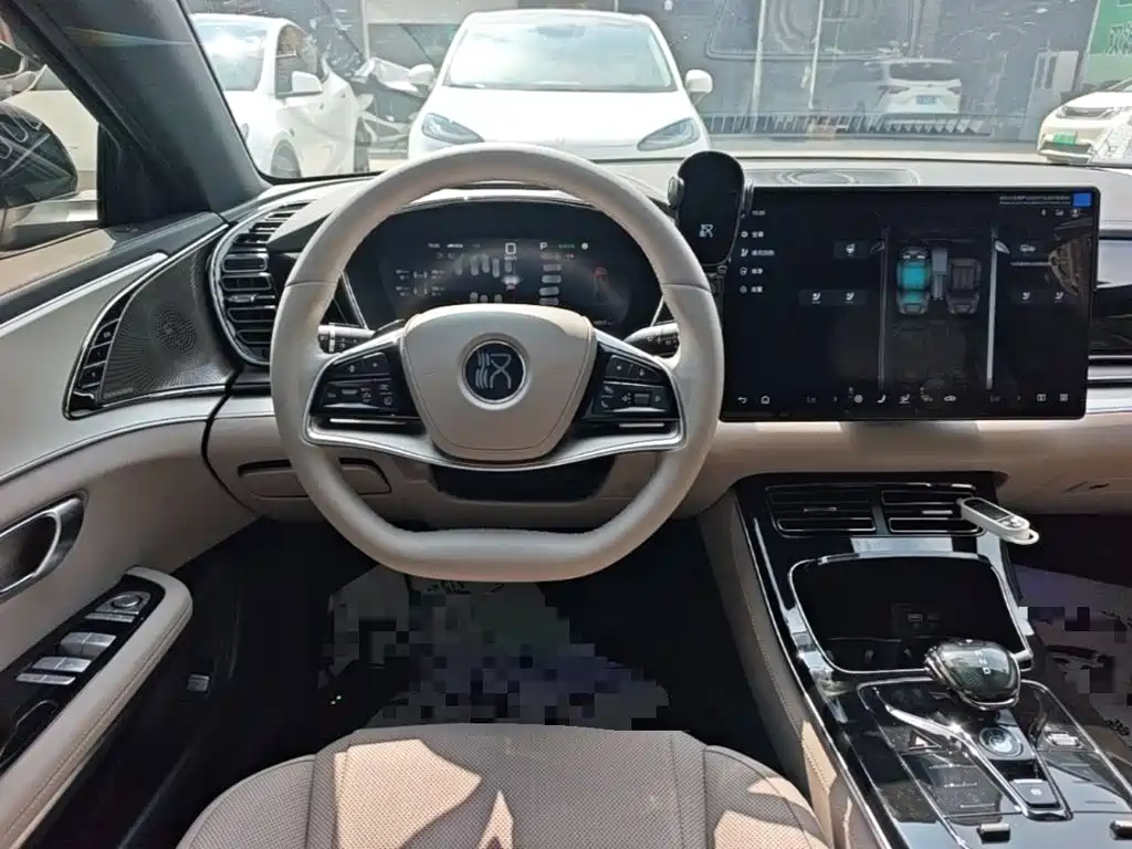 BYD Han — миниатюра 11