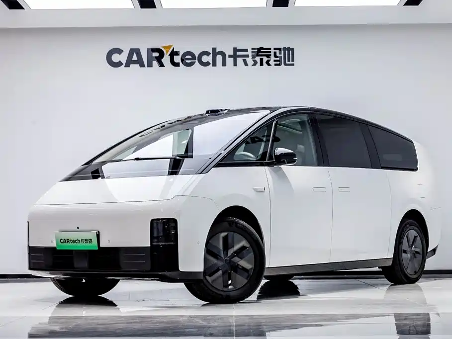 Li Auto Li MEGA — миниатюра 2