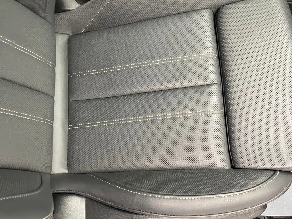 Audi A4L — миниатюра 26