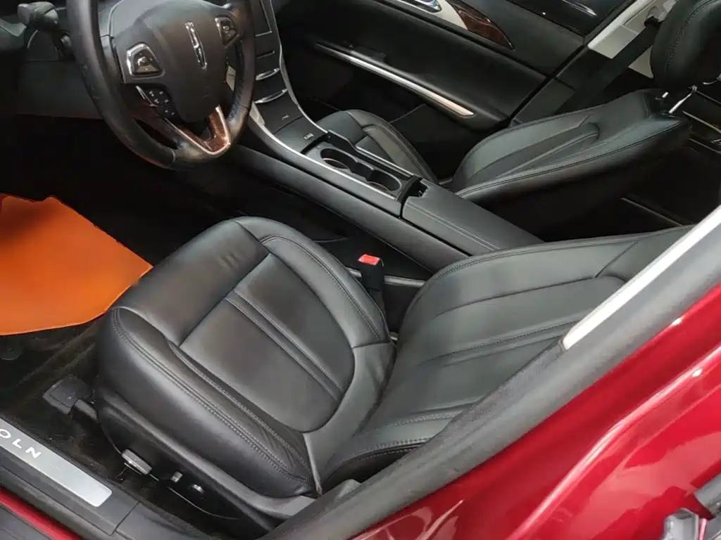 Lincoln MKZ — миниатюра 15