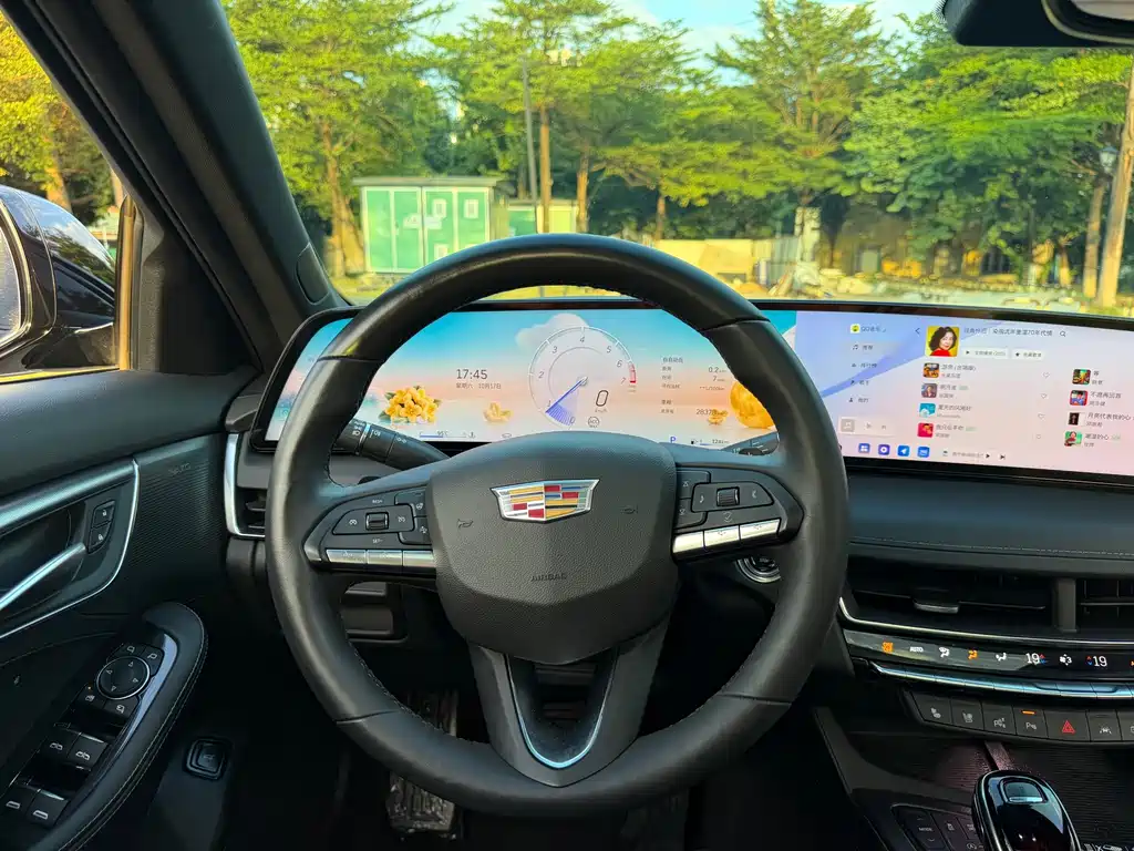 Cadillac CT5 — миниатюра 15
