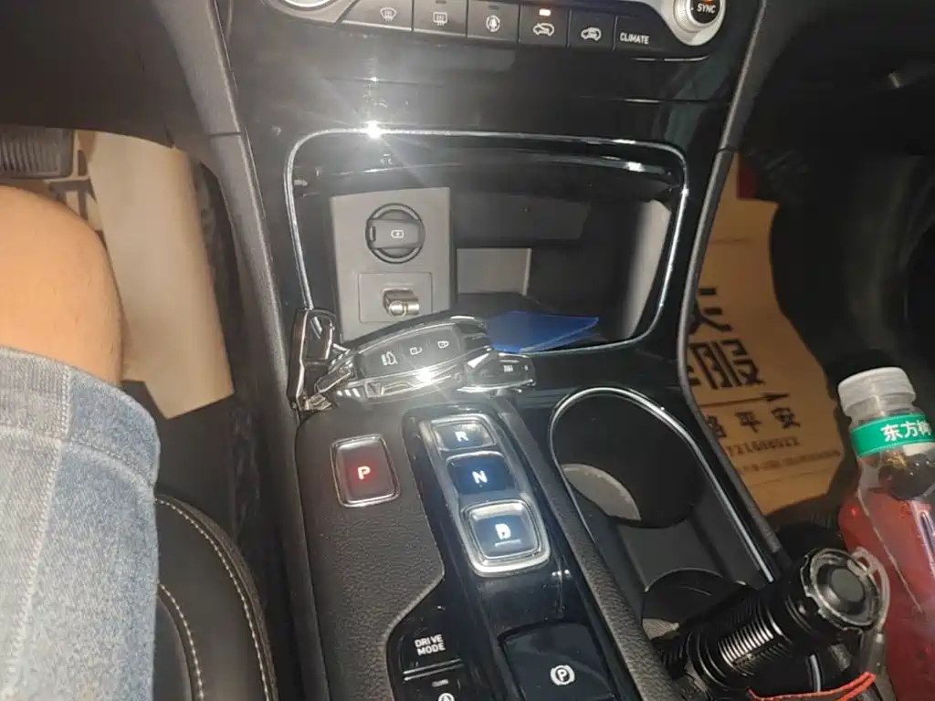 Hyundai Santa Fe — миниатюра 14