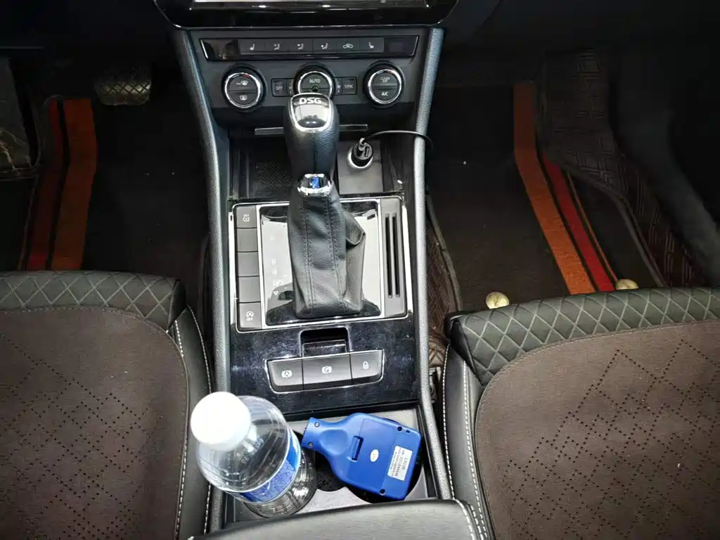 Skoda Superb — миниатюра 14