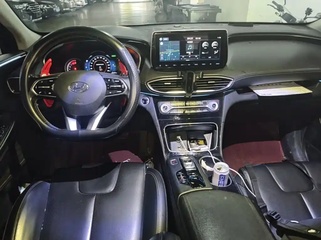 Hyundai Santa Fe — миниатюра 10