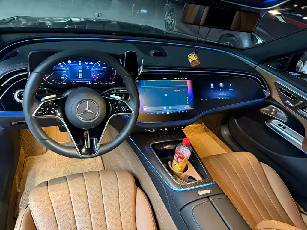 Mercedes-Benz E-Class — миниатюра 4