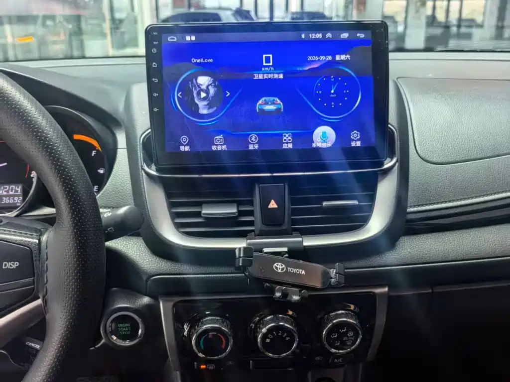 Toyota Yaris L — миниатюра 9