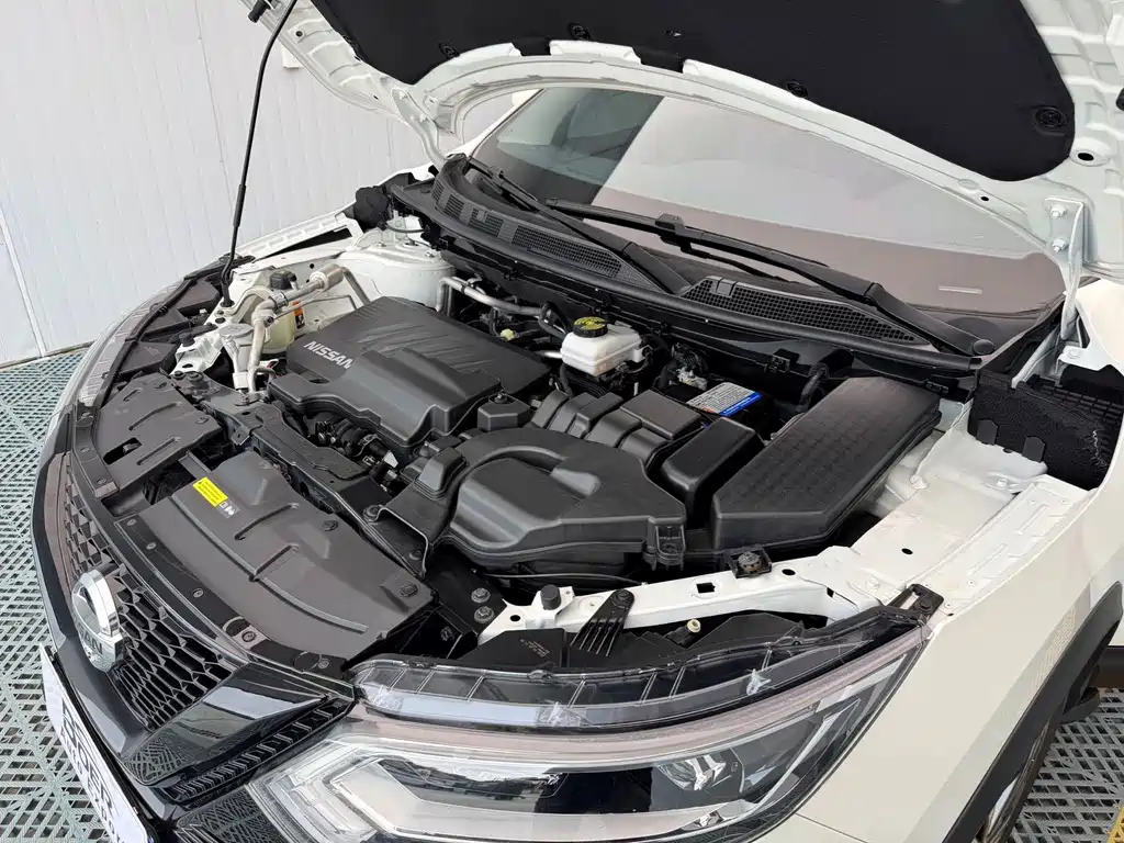 Nissan Qashqai — миниатюра 25
