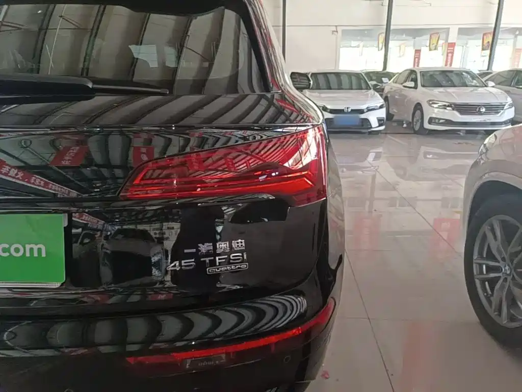 Audi Q5L — миниатюра 8