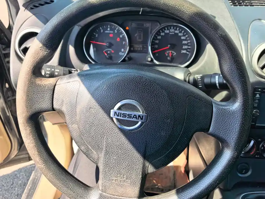 Nissan Qashqai — миниатюра 15
