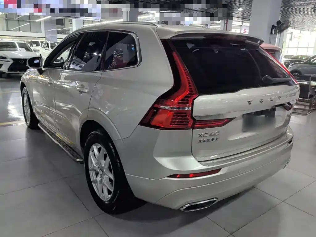 Volvo XC60 — миниатюра 5