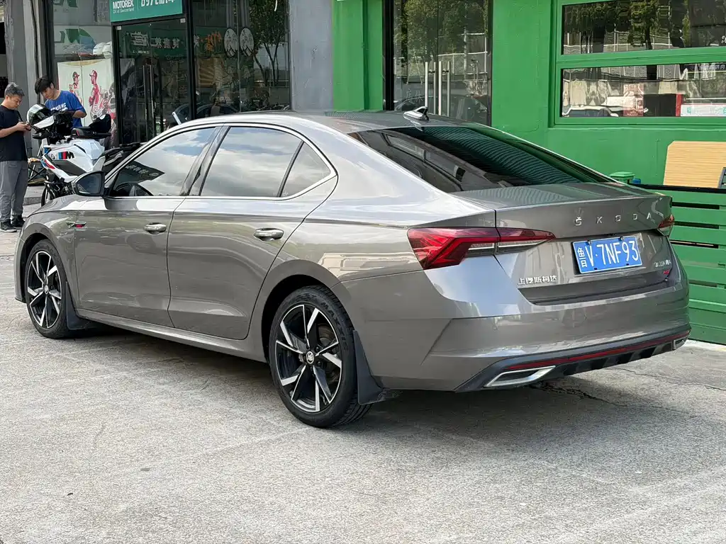 Skoda Octavia — миниатюра 4