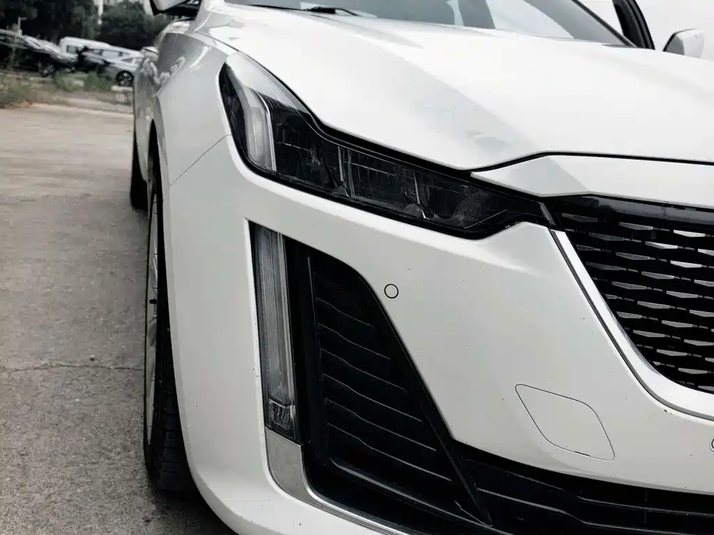 Cadillac CT5 — миниатюра 14