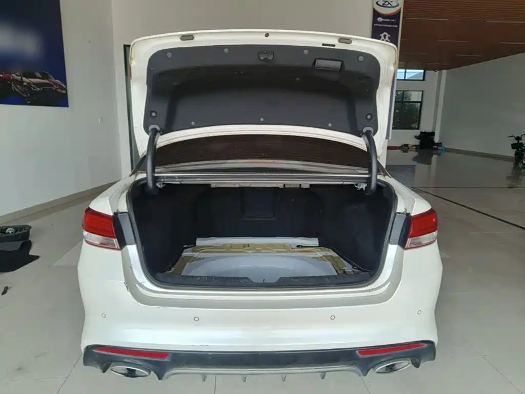Kia K5 — миниатюра 19