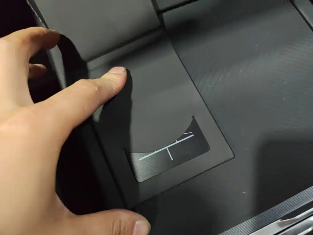 Tesla Model 3 — миниатюра 9
