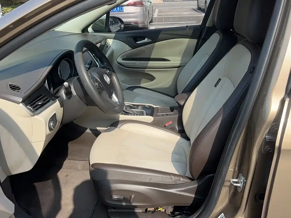 Buick Verano — миниатюра 7