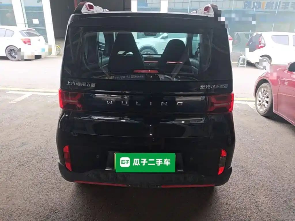 Wuling MINIEV — миниатюра 6