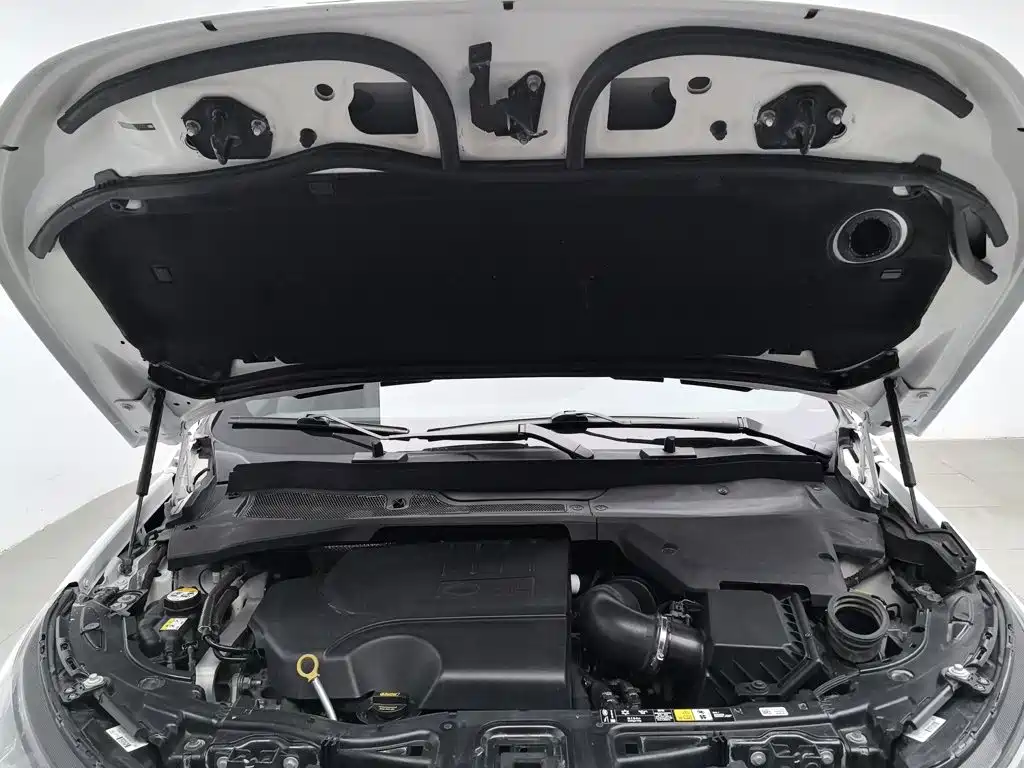Land Rover Discovery Sport — миниатюра 6