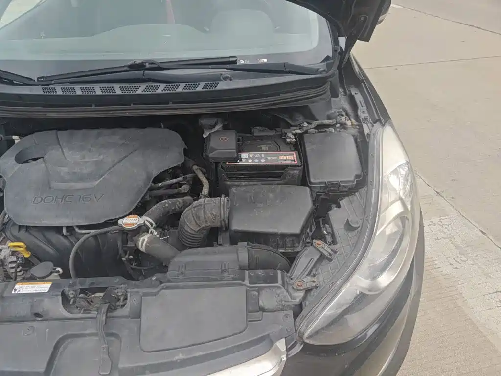 Hyundai Elantra Langdong — миниатюра 21