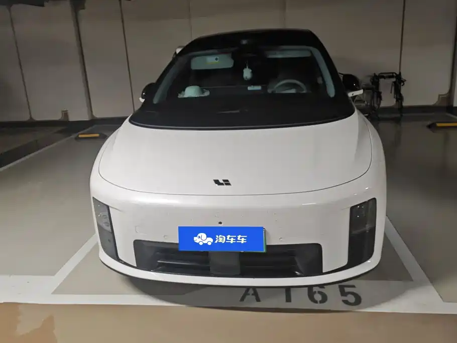 Li Auto Li i8 — миниатюра 2