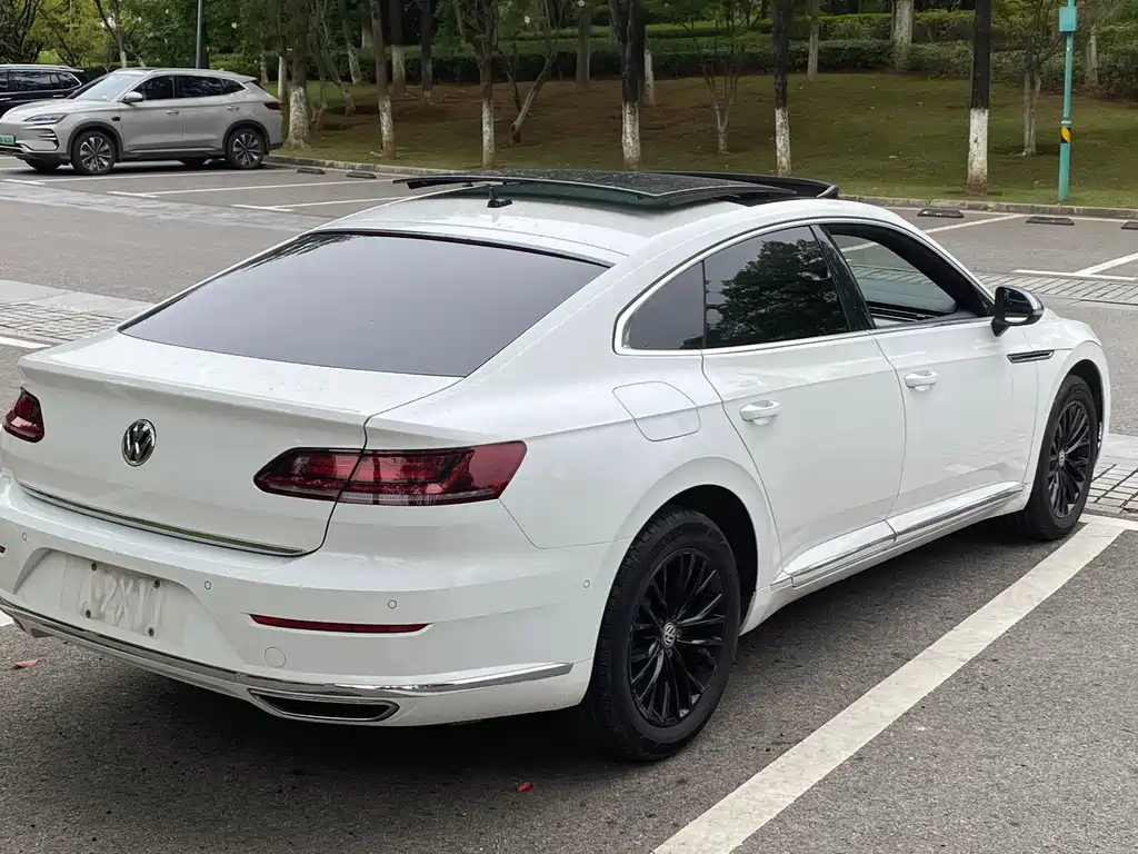 Volkswagen CC — миниатюра 9