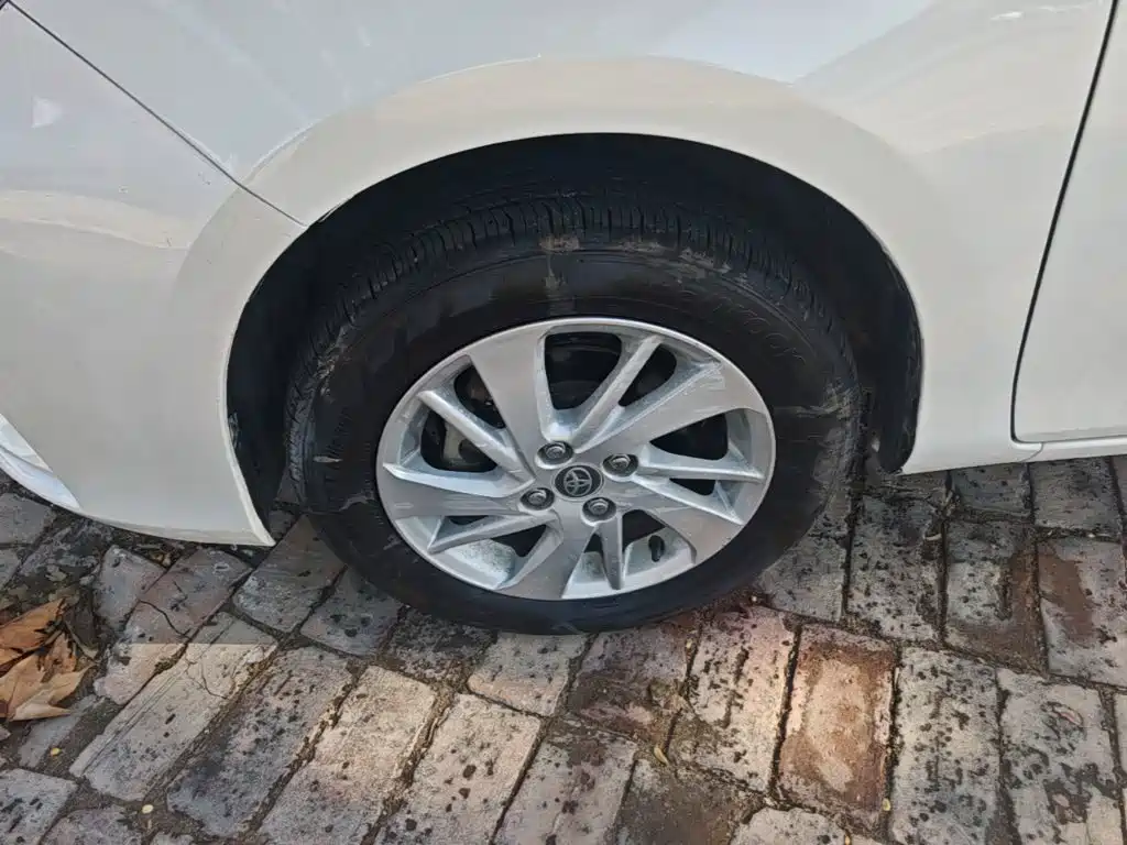 Toyota Yaris L — миниатюра 23