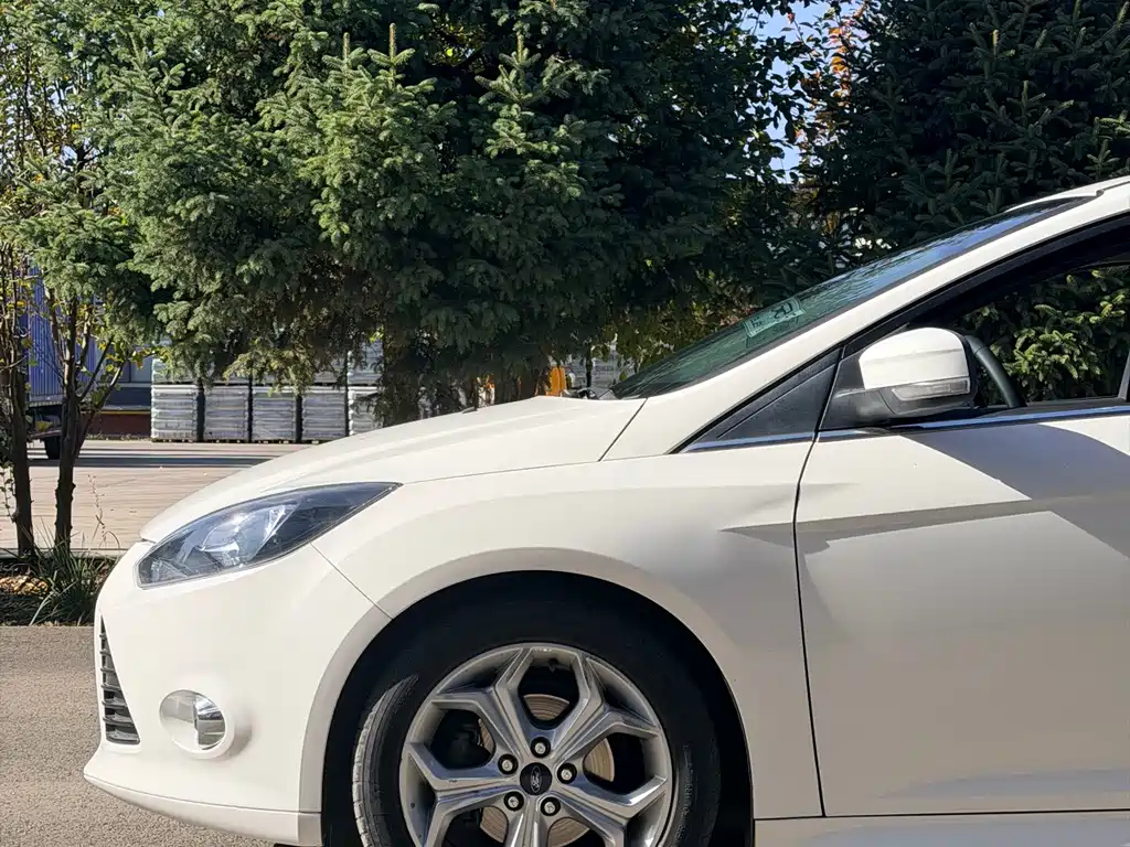 Ford Focus — миниатюра 9