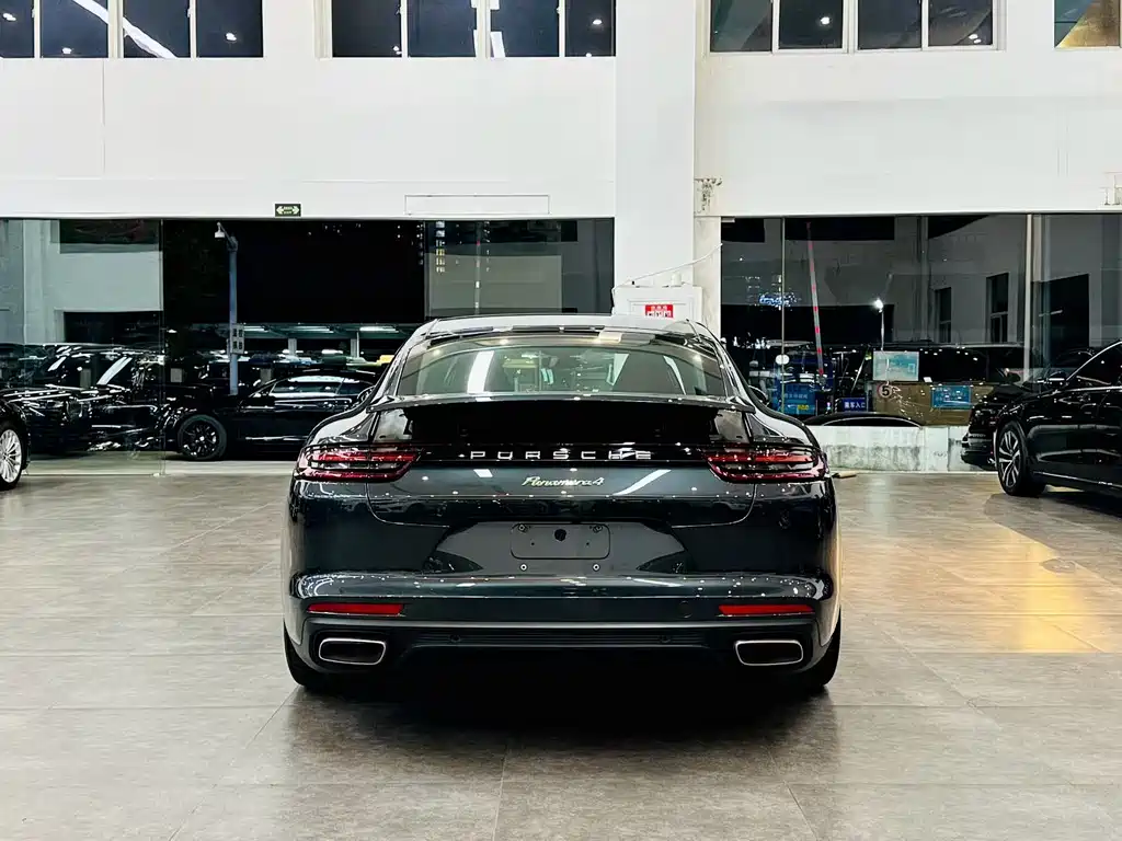 Porsche Panamera Hybrid — миниатюра 5
